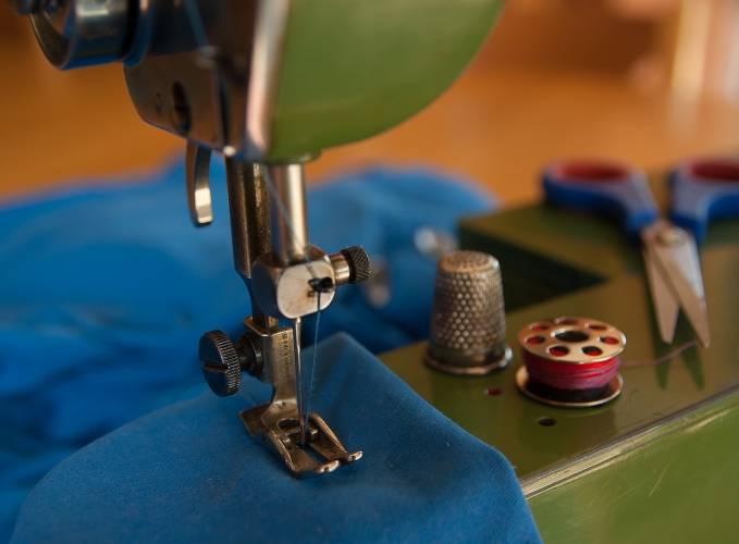 Faire une robe sans machine a coudre