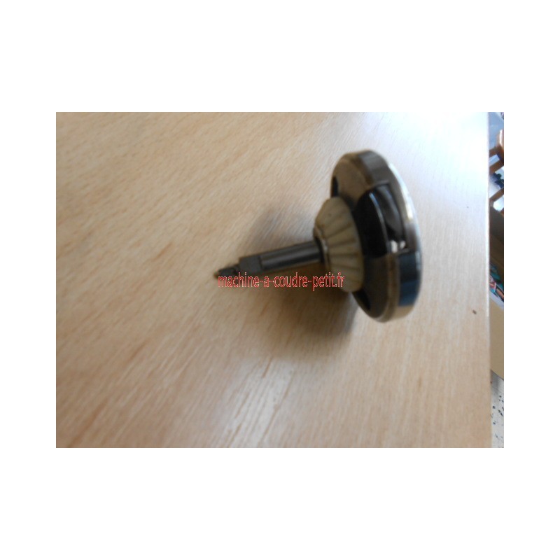 Canette machine à coudre singer 700