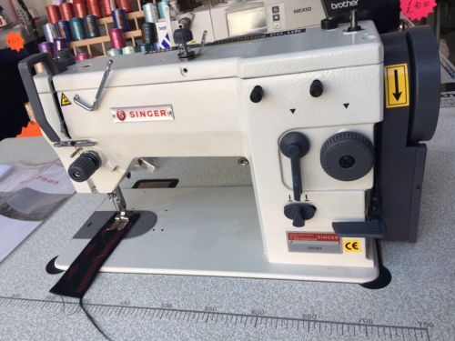 Machine a coudre singer 20 u