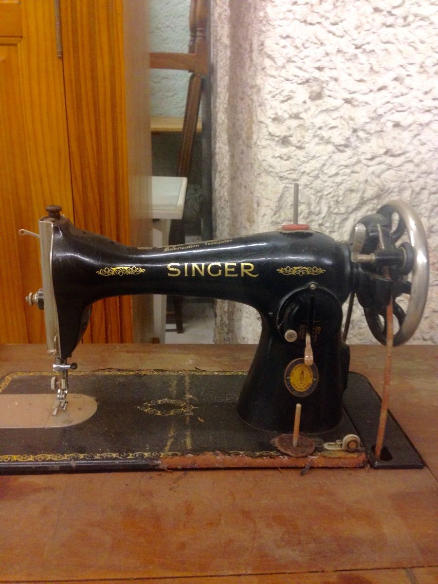Machine a coudre singer fonte