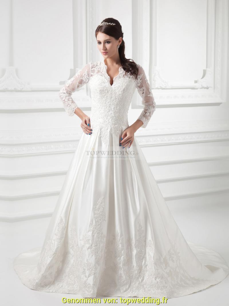 Robe trois quart dentelle