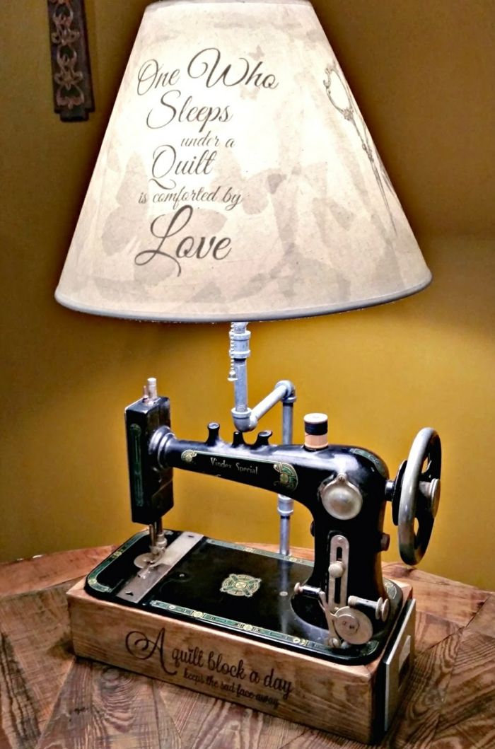 Vieille machine à coudre singer singer y7075849