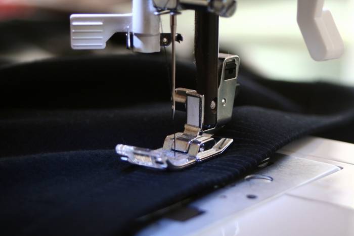 Apprendre a utiliser une machine a coudre