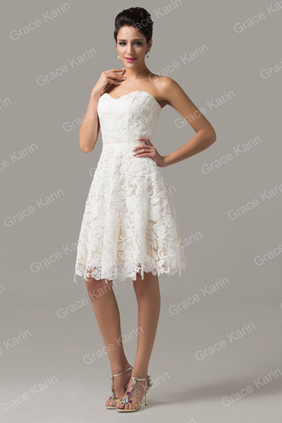 Robe ivoire dentelle courte