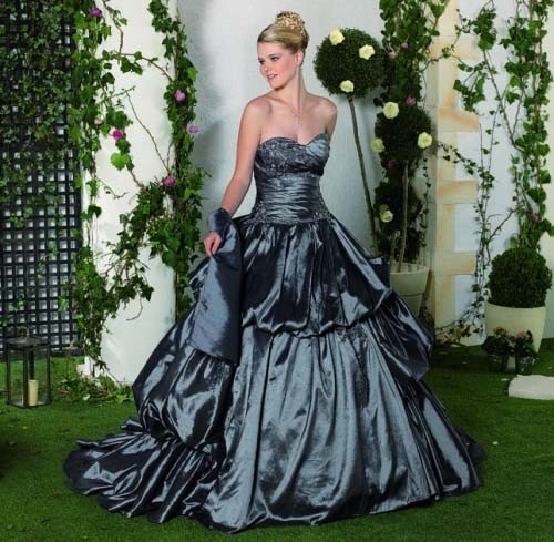 Robe de mariée grise