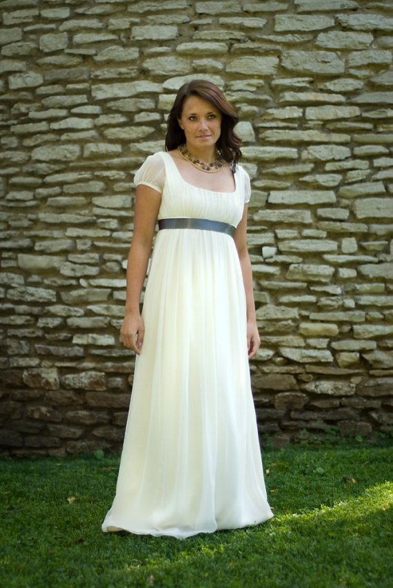 Robe de mariée époque victorienne