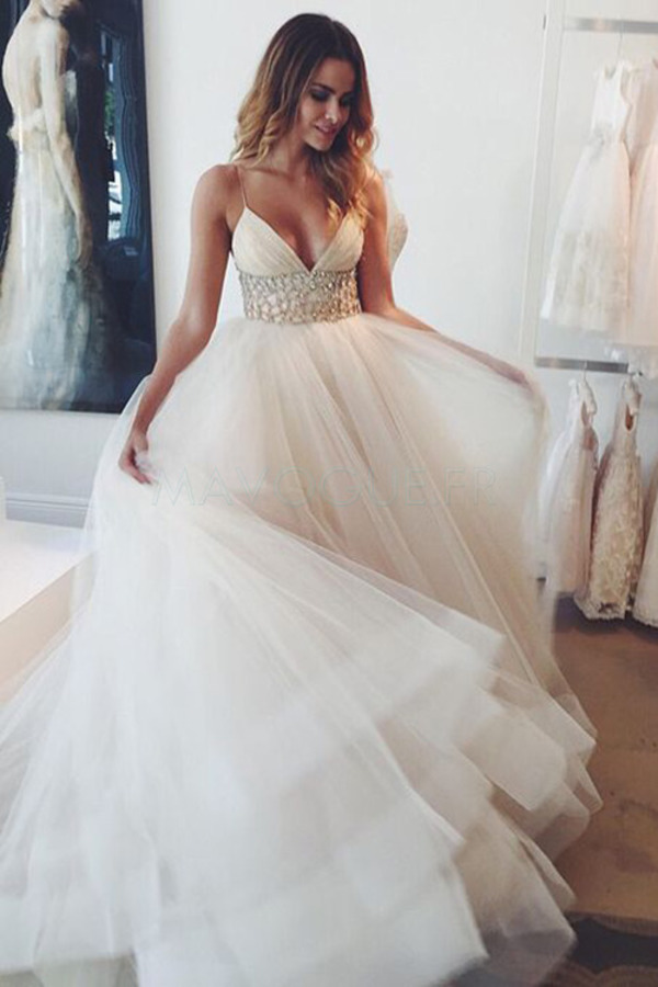 Robes de mariée à bretelles
