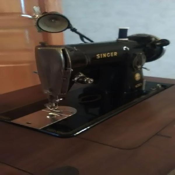 Singer machine a coudre annee