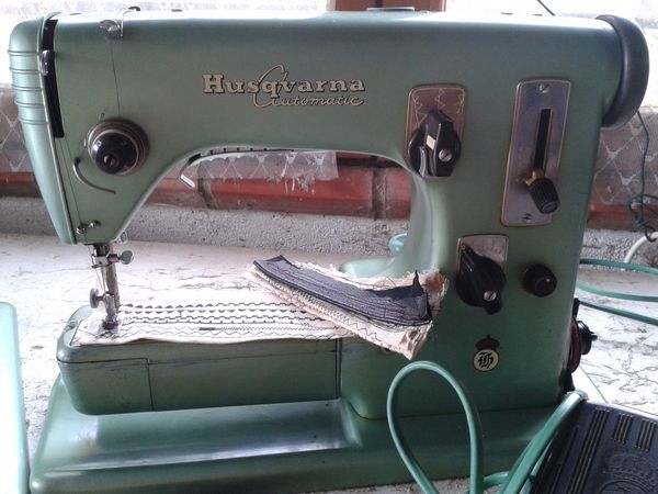 Husquevarna machine a coudre