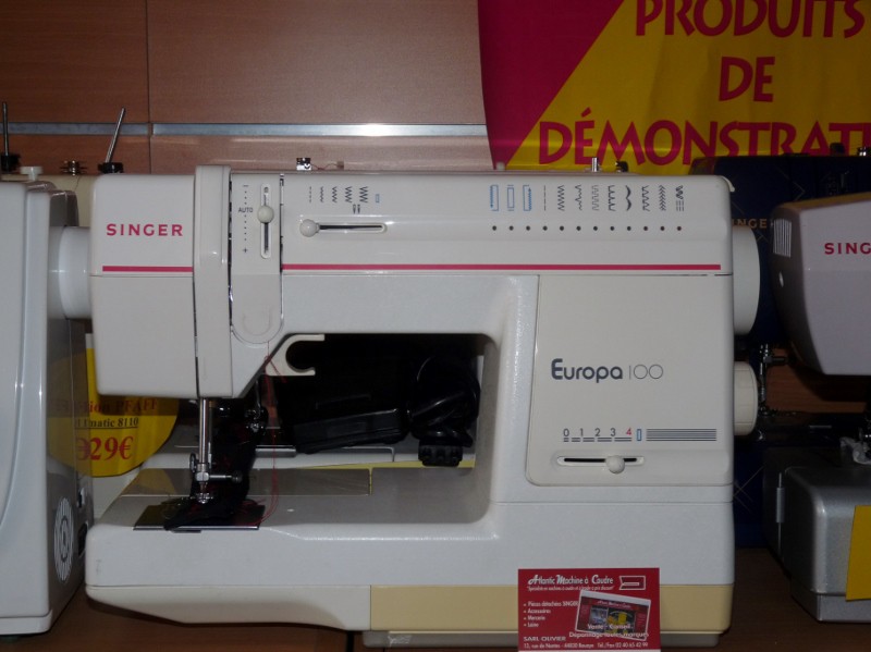 Singer machine à coudre occasion