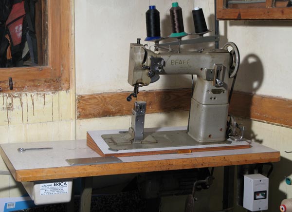 Machine à coudre pilier pfaff
