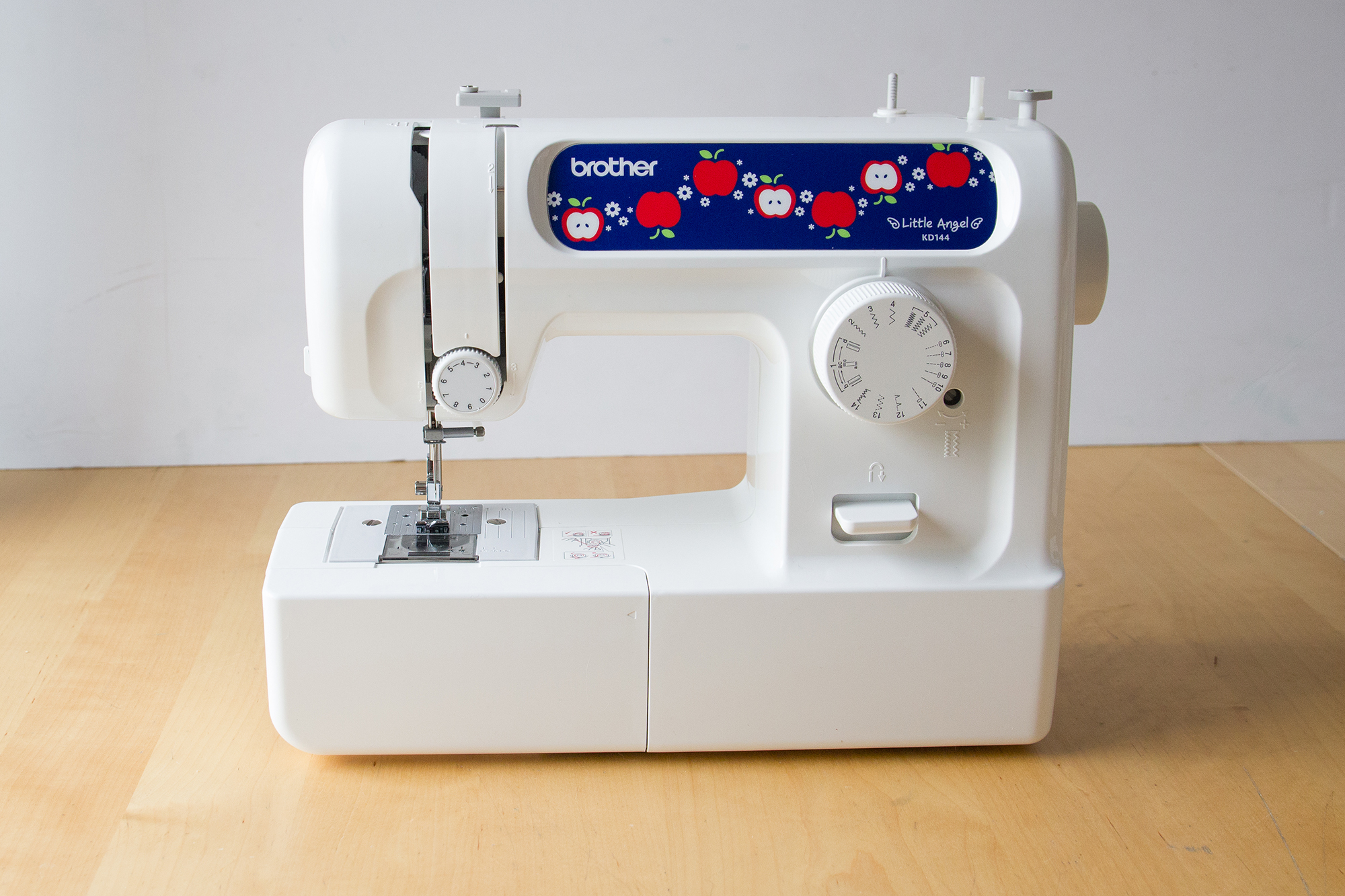 Machine a coudre adolescente