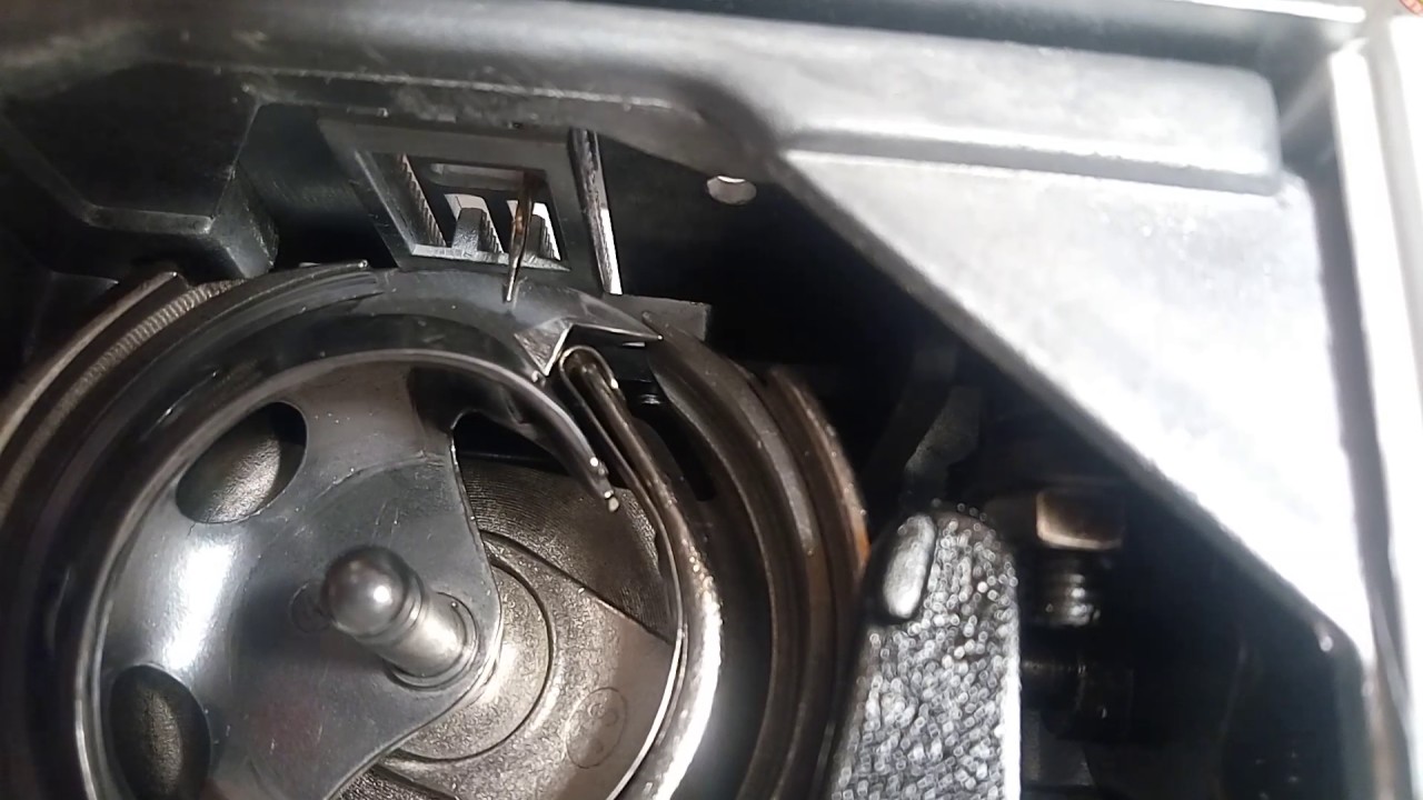 La canette de ma machine à coudre ne tourne pas