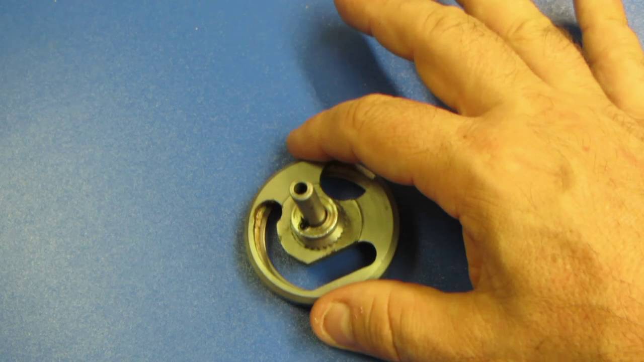 Changer pignon sur machine à coudre