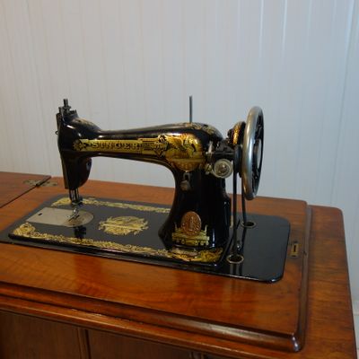 Machine a coudre antiquité