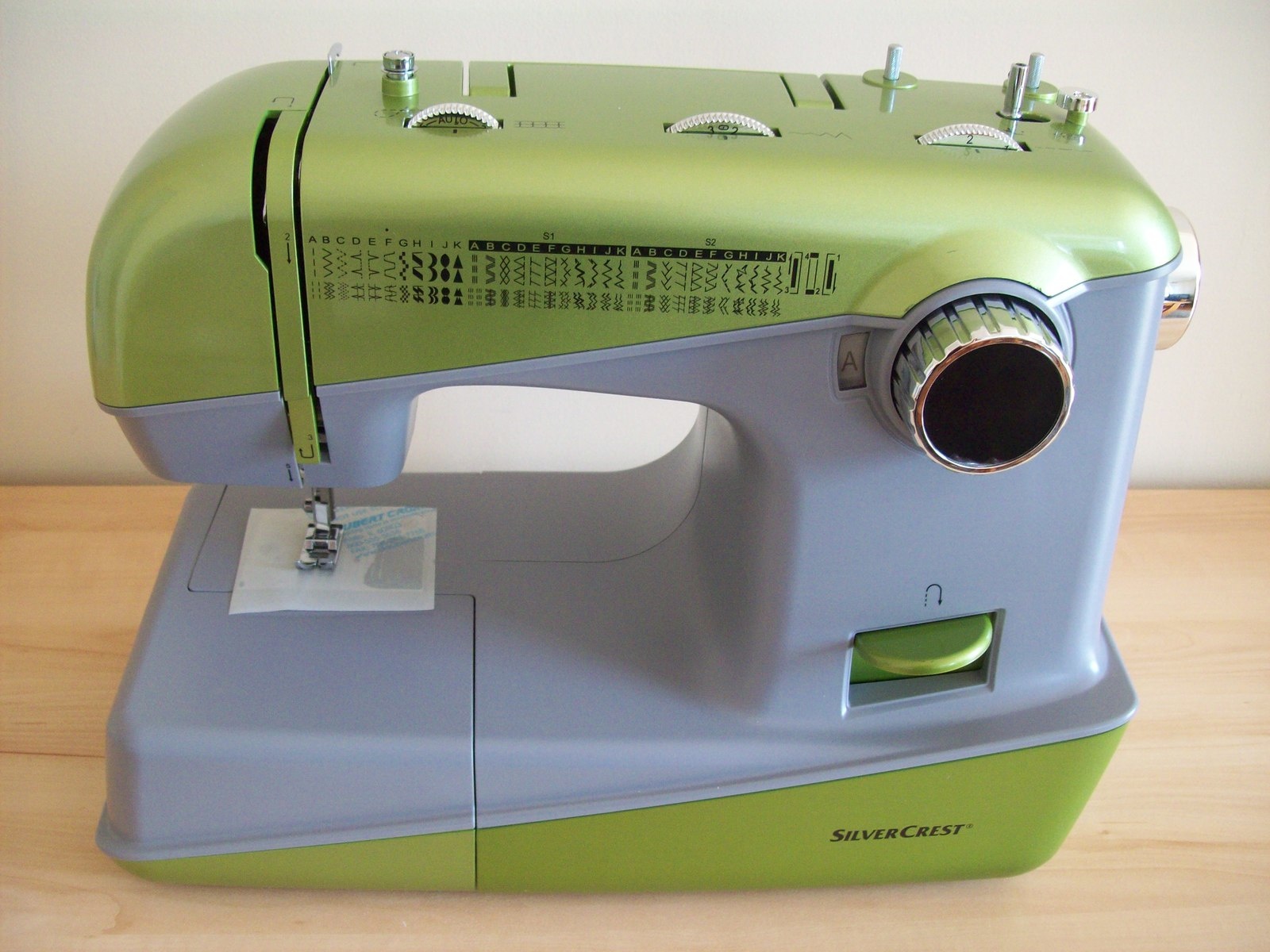 Demarrer machine a coudre silvercrest