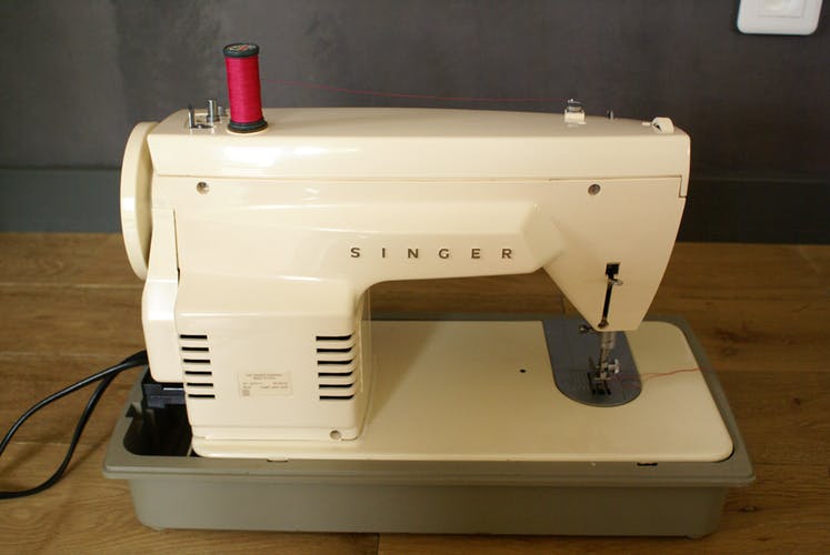 Machine à coudre enfant Singer - Lampes Vintage et Éclairage Rétro