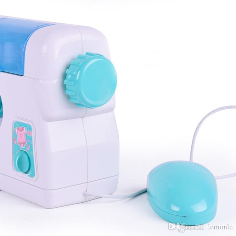 Machine a coudre pour enfant barbie