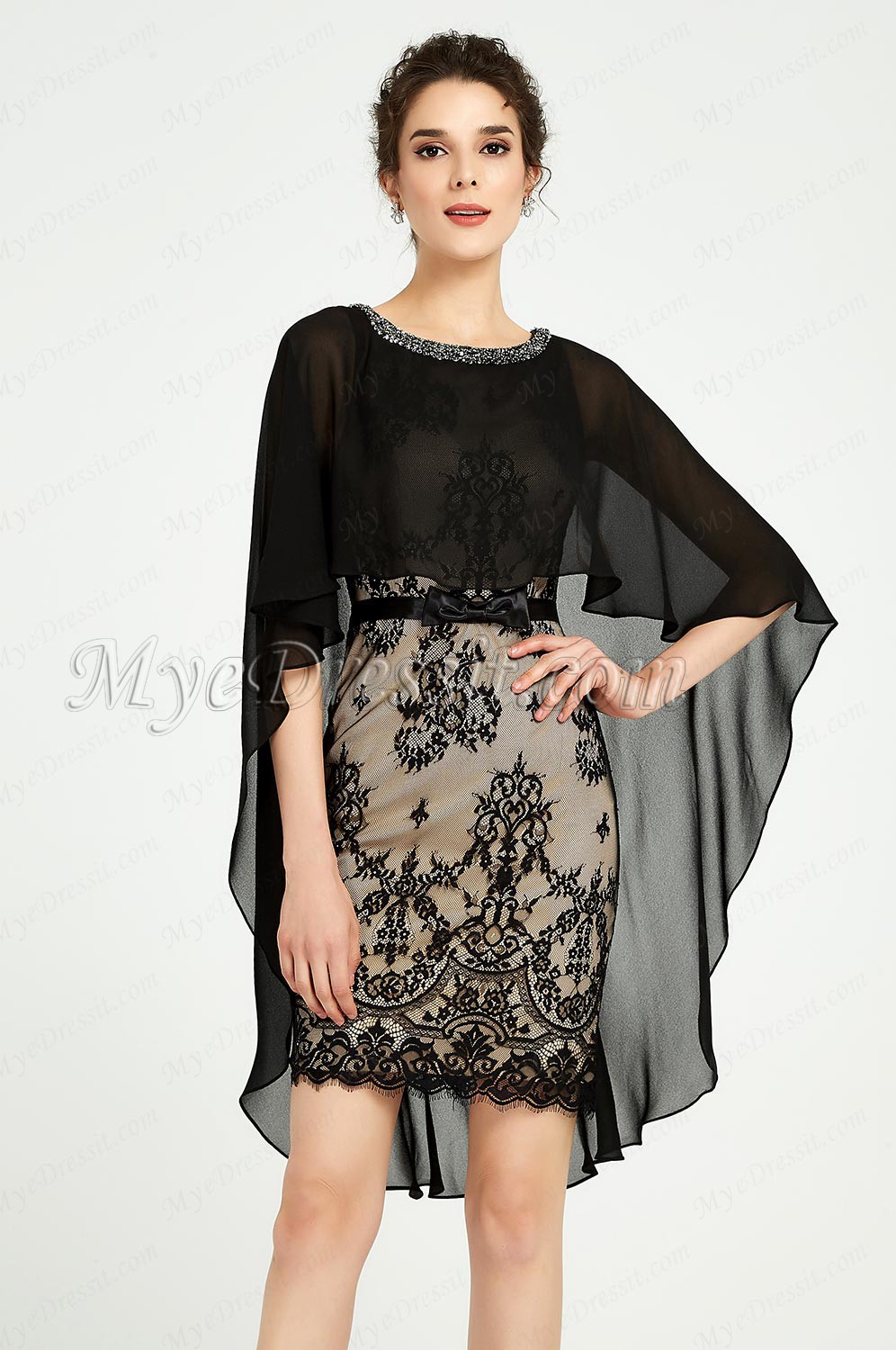 Robe de cocktail dentelle noire