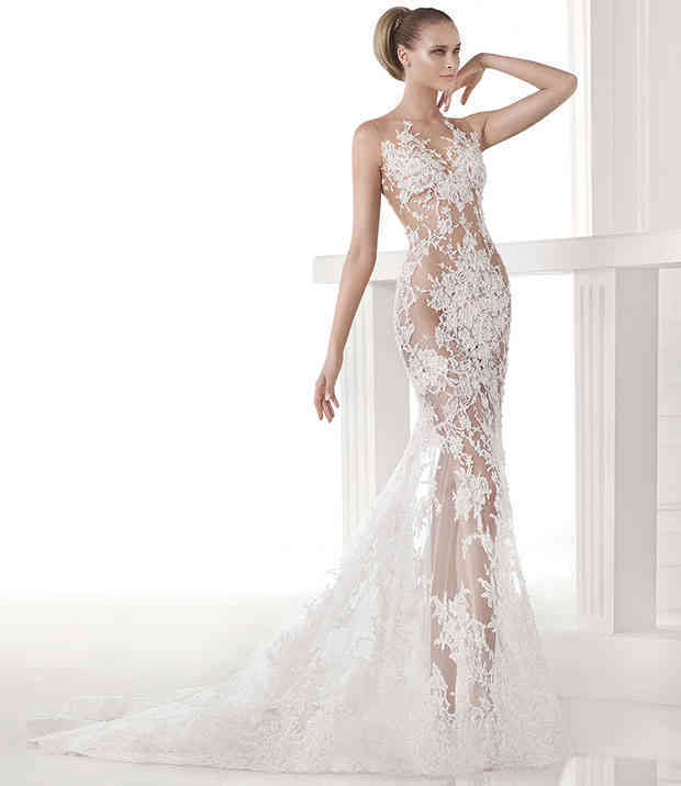 Robe dentelle quebec