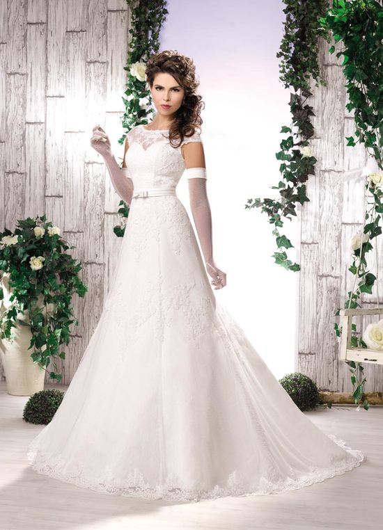 Robes de mariée var