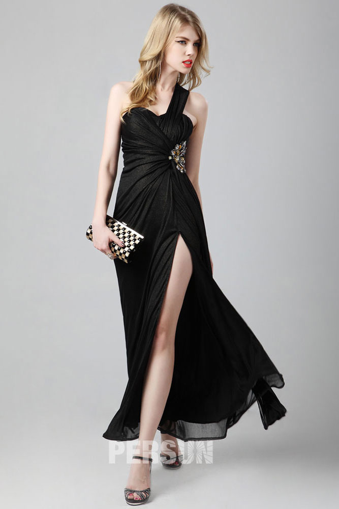 Robe de soirée fendue