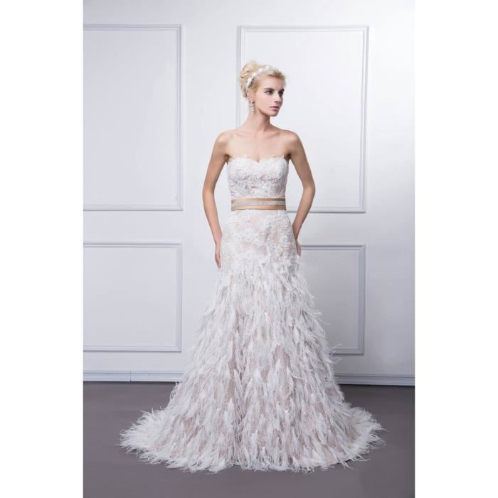 Robe de mariée a plume