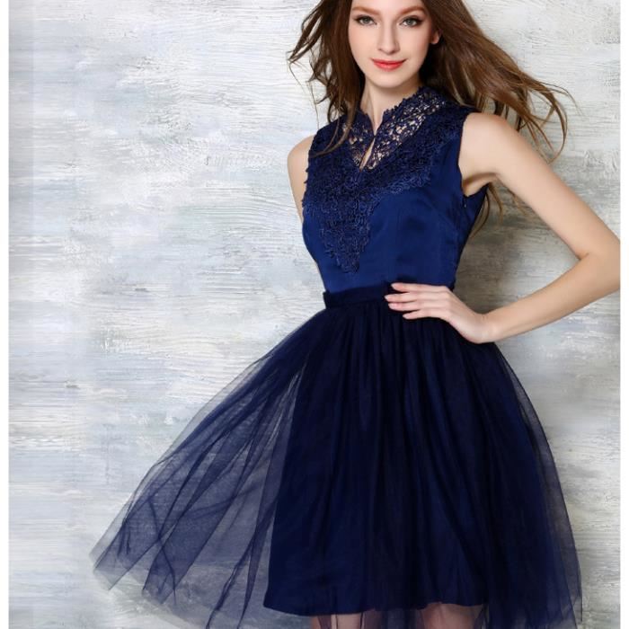Robe en dentelle pour ceremonie