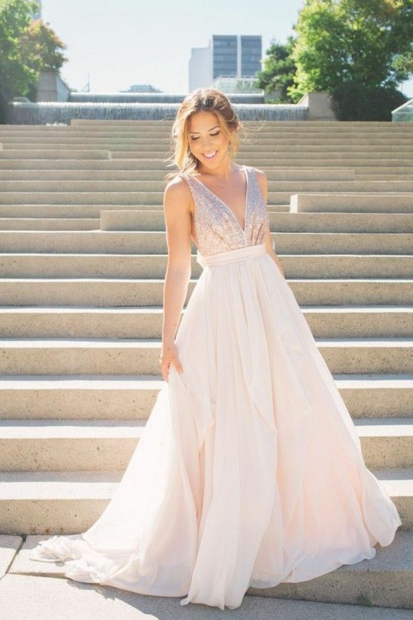 Robes de mariée rose poudré