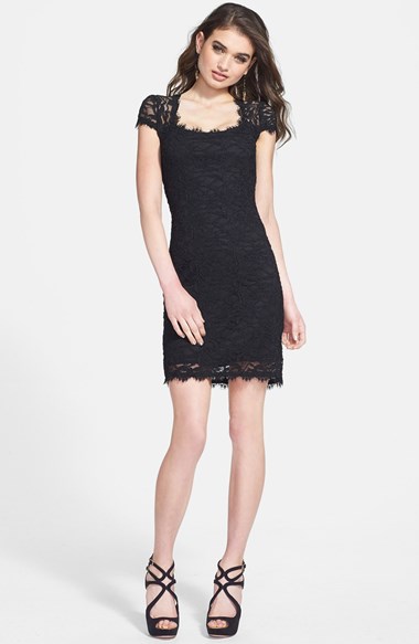 Robe noire soirée courte