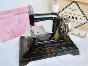 Machine à coudre jouet baby