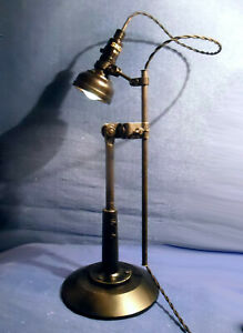 Lampe appoint machine a coudre