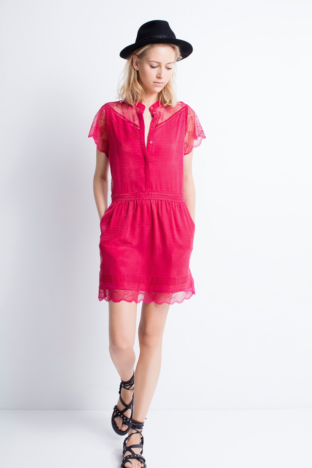 Robe dentelle zadig et voltaire