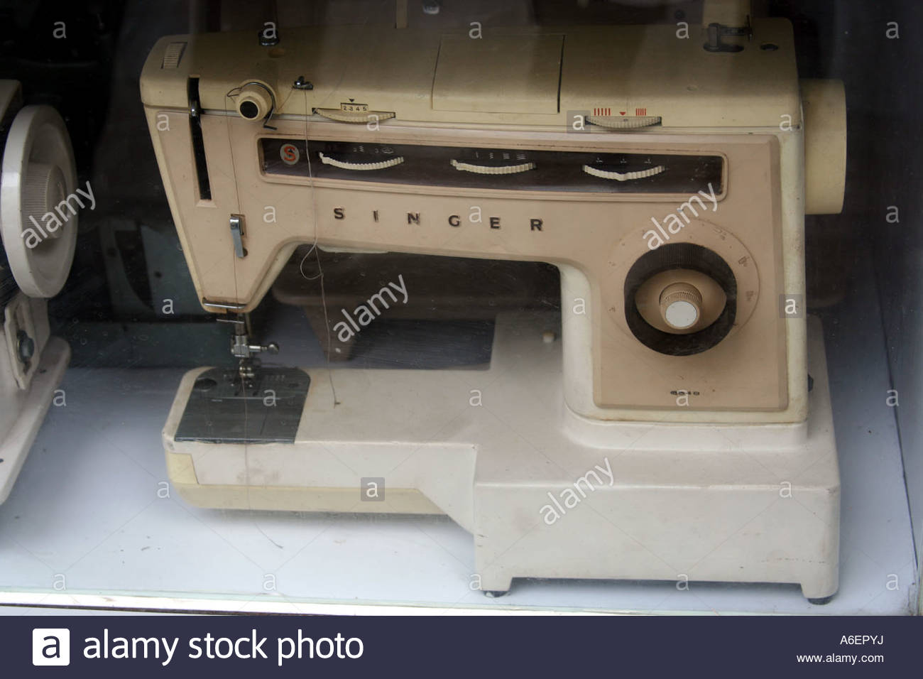 Petit machine à coudre